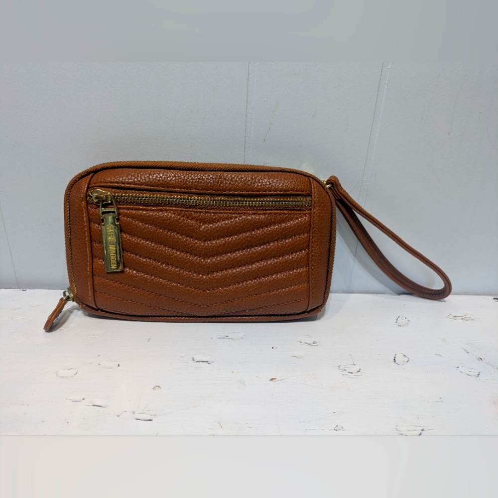 Steve Madden Quilted Wallet In Tan Wristlet Zip‎